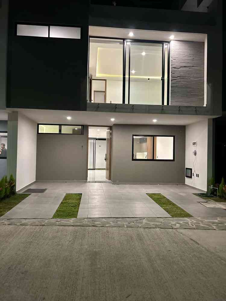 casa en venta boulevard valle imperial  zapopan jalisco pE4apNp